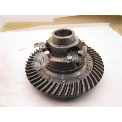 Teleso diferencialu s tanierovým kolom, pastorkom a Skrutkami [vonkajše ozubenie 53 zubov a pastorok 13 zubov] - 5911 2591