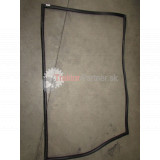 Tesnenie skla čelného  BK 7245 [Prešovská kabína, na sklo 201, 1370x1285x875]