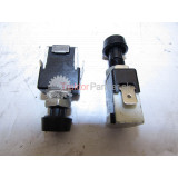 Spínač zadného pracovného svetlometu