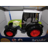 Hračka - Traktor CLAAS Nectis 267 F 25 x 13 x 15 1:16 [BRUDER]