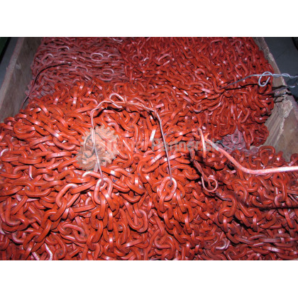 Reťaz 8 x 28 tvar D tr.80 (červená hranatá) - #2200