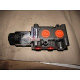 Hydraulický rozvádzač 3 sekcia