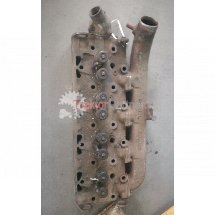Hlava s ventilmi  URII [skoro nová, starší kus,  starý typ  8001, bez turba, 4 V] - 83 005 509.354